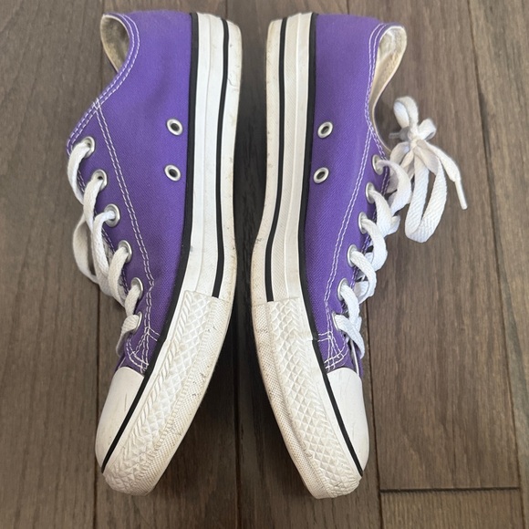 Converse - Picture 8 of 9